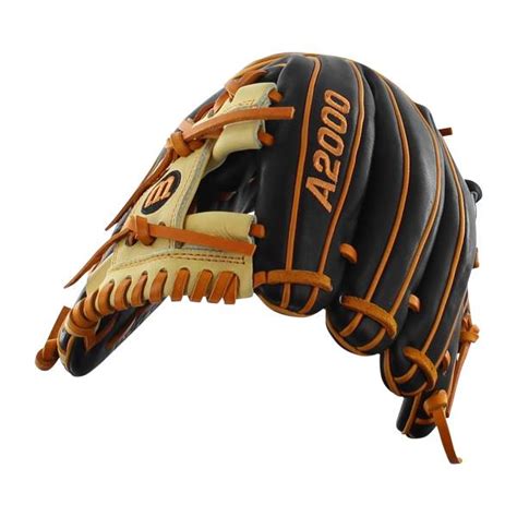 2017 Wilson A2000 Jose Altuve 115 Infield Baseball Glove