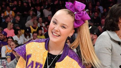 Jojo Siwa Youtube Star Never Been This Happy After Coming Out Bbc News