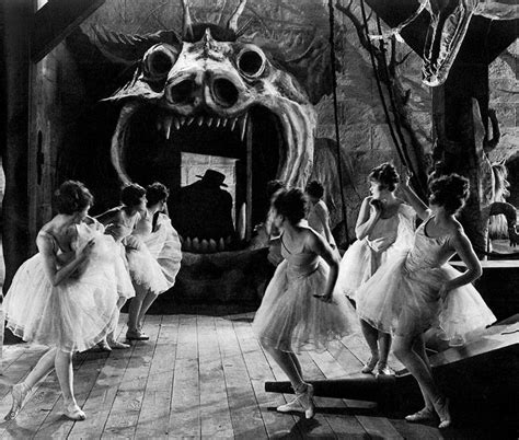 Horror Films Set In The World Of Theater The New York Times