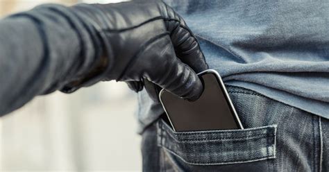 The 5 Things You Should Do Immediately If Your Phone Is Stolen