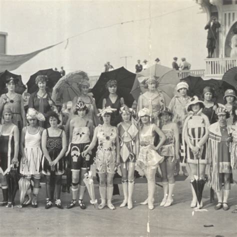 1920s Bathing Girl Revue Extravaganza We Heart Vintage Blog Retro