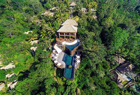 It's approximately 1.5 hours from denpasar by car. Hanging Gardens auf Bali | Holidayguru.ch