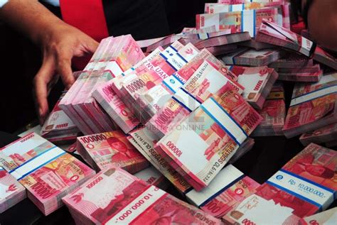 Unduh stok foto uang di stok agen fotografi terbaik dengan jutaan stok foto, gambar dan lukisan premium berkualitas tinggi bebas royalti dengan harga yang wajar. BAROKAH VS ISTIDRODJ | bambangbelajar