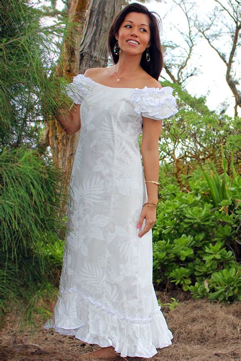 They are sometimes made with a subtle floral pattern fabric in a wide range of colors but also in traditional white, cream and blush. Wedding Flower Ruffle Shoulder Muumuu