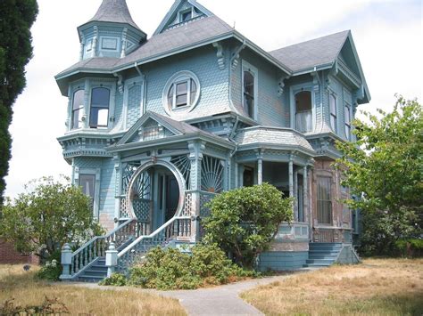 Queen Anne Arcata Ca Victorian Homes Victorian Style Homes Old Victorian Homes