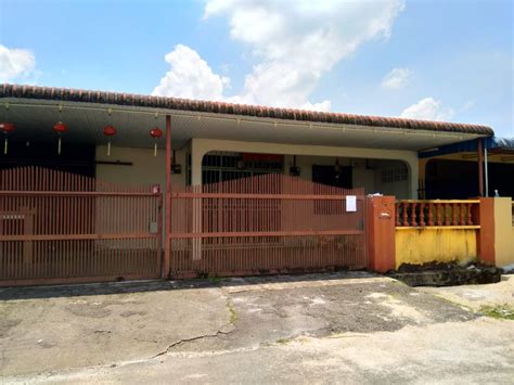 Jadual 1 menunjukkan peratusan perumahan kos rendah dalam bandar di malaysia sehingga september 2018. Auction: Rumah Teres Kos-Rendah Satu Tingkat (corner unit ...