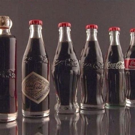 The Evolution Of Coca Cola Bottles 1899 To 1986 Pics