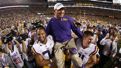 Les Miles Bookended By Chaos And The Valley Shook