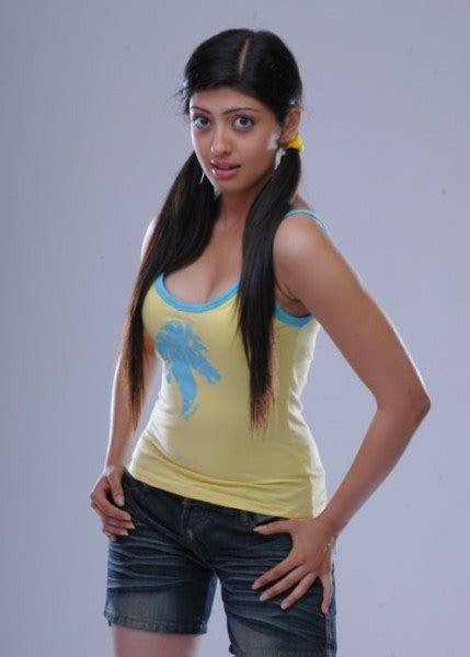 Gorgeous Bengali Actress Parinitha Sexy Photoshoot Pics Noryana Farlina