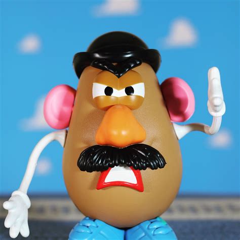 Thinkway Toy Story Animated Talking Mr Potato Head Popping Angry Eyes