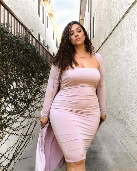 image of erica lauren plus size model