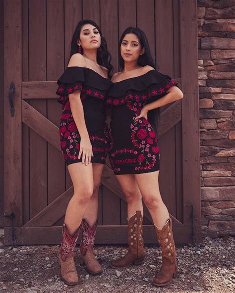 Herencia Clothing Mexican Outfit Cowgirl Style Outfits Vaquera Outfit