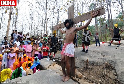 Good Friday Crucified Under A Crown Of Thorns Thousands Across The