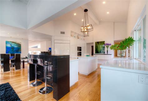 Need kitchen remodel near you? Kitchen Remodeling San Diego | Trusted Contractors Near Me | Lars