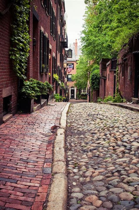 Beautiful Cobblestone Street And Historic Buildings Of Acorn Stbeacon