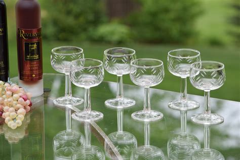 vintage etched wine liquor cordial glasses set of 7 vintage etsy wine and liquor small wine