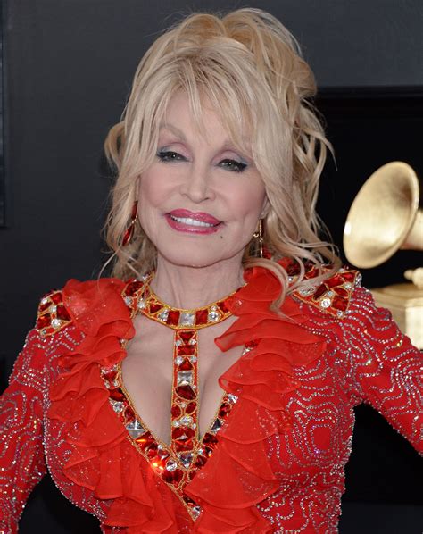 Dolly Parton At 61st Annual Grammy Awards In Los Angeles 02102019