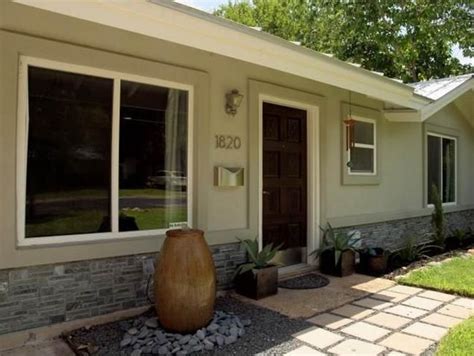 Get ideas for an exterior palette from these homes that run the gamut from mediterranean to modern. Remodel of 1960's ranch style home in Central Austin | Ranch style homes, House exterior, Ranch ...