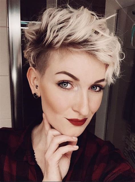 21 Best White Pixie Short Haircuts Ideas To Be Cool Cool Short Hairstyles Short Human Hair