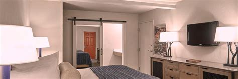 Comfort inn and suites fredericksburg is a hotel with free breakfast and free wifi, and it's a top choice on expedia for families. Fredericksburg Inn and Suites Official Site | Hotels in ...