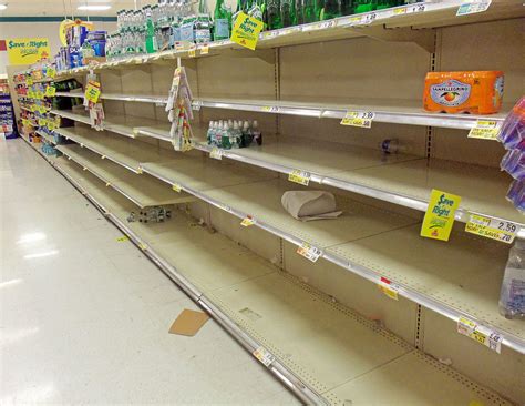 Fileempty Supermarket Shelves Before Hurricane Sandy Montgomery Ny