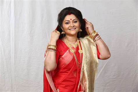 Zee Bangla Launches New Serial Andarmahal Koneenica Plays Title Role