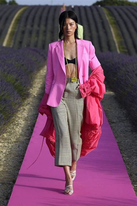 Jacquemuss 10th Anniversary Show Was Set In A Lavender Field In