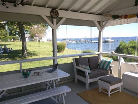 This customer wanted to enjoy her screened porch with her family into the fall/winter season. Use Summer or Winter | Porch Enclosure Systems