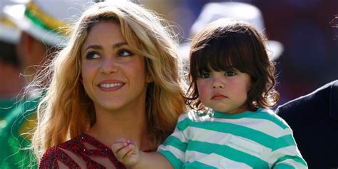 Las Primeras Fotos Del Rostro De Sasha El Segundo Hijo De Shakira