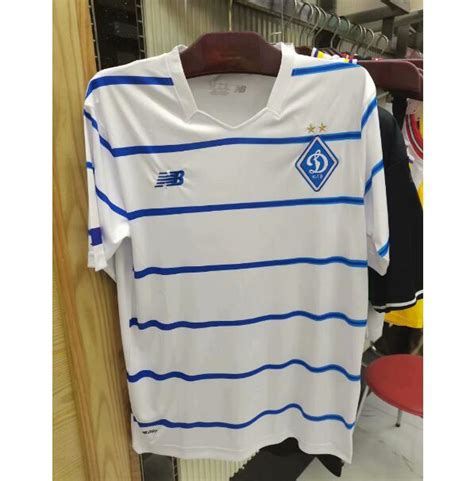 If you look more closely, you can see the batik pattern is available in black on the shoulder of the jersey. Cheap 2020-21 Football Club Dynamo Kyiv Home Soccer Jersey ...