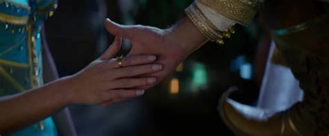 Последние твиты от ケイン・ヤリスギ「♂」 (@kein_yarisugi). 実写版「アラジン」のジーニーが「青いウィル・スミス」だと ...