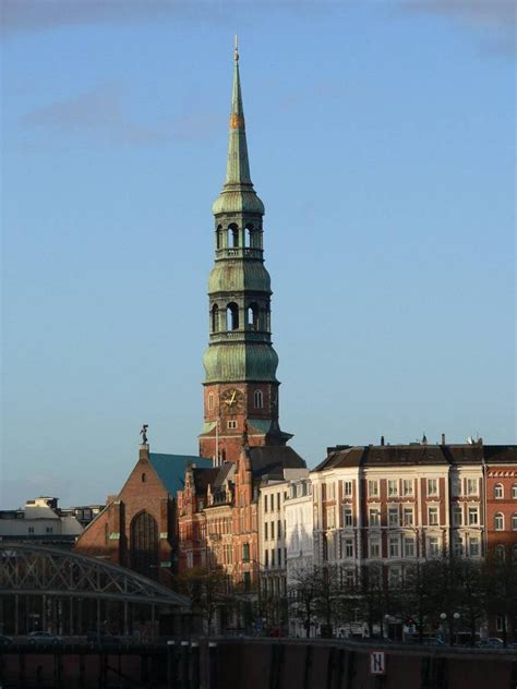514,298 likes · 8,719 talking about this. Sint-Catharinakerk (Hamburg) - Wikipedia