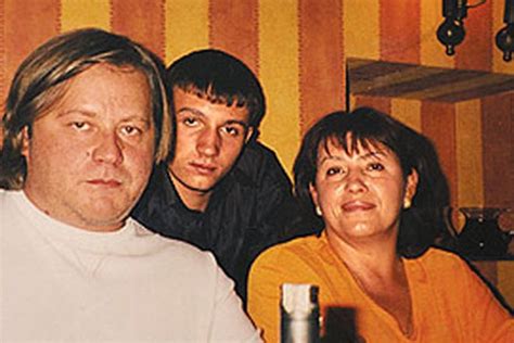 Но не многим известно, что в первую очередь эта талантливая актриса добилась немалых успехов на. Елена дмитриева - биография знаменитости, личная жизнь ...