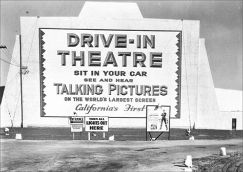 Drive In Theater 1950 Drive In Theater Drive In Movie Theater