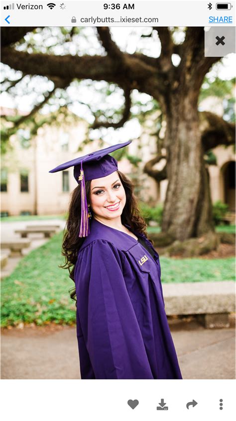 College Graduation Pictures College Senior College Grads Grad Pics