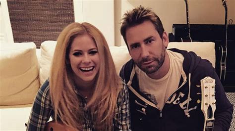 Its Official Avril Lavigne And Chad Kroeger Have The Weirdest Divorce