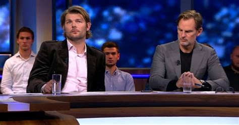 Standvast, eerlijk, oprecht en vooral aanwezig voor de gewone burger. Champions League-analist Sander Lantinga: "Ik ben daarna ...