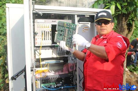 Pantai karang bolong di kecamatan cinangka, kabupaten serang, banten, bagai menjadi magnet yang selalu menarik pengunjung untuk datang. Telepon Pantai Karang Bolong - Pengaman Pantai Karang Banteng (Pulau Terdepan) di Kota ...