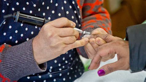 Nail Salon Workers Get Emergency Protection Order By Gov Andrew Cuomo