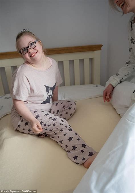 Down S Syndrome Teen From Windle Realises Dream Of Becoming A Model Daily Mail Online