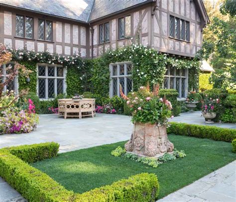 An English Country Garden In Northern California Arts And Crafts Homes