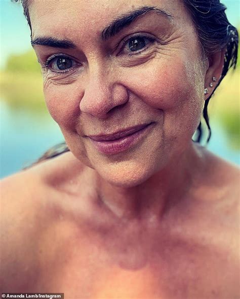 Amanda Lamb 50 Strips Completely Naked For Wild Swimming Session