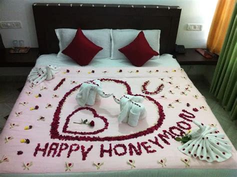 30 Honeymoon Room Decoration Ideas To Create A Romantic Retreat