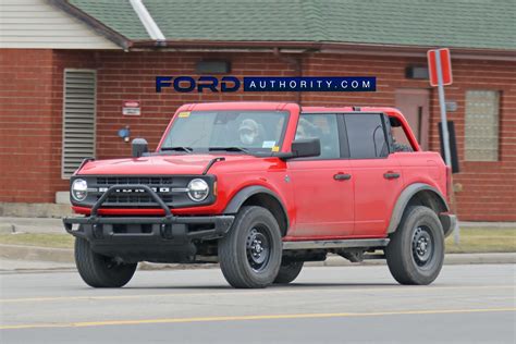 2021 Ford Bronco Four Door Black Diamond Race Red With Top Off Live