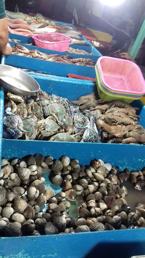Mat drat senaraikan beberapa tempat sahaja yang menjadi tempat favourite mat drat. Life In Kota Kinabalu: Tempat Makan Seafood Halal, Murah ...