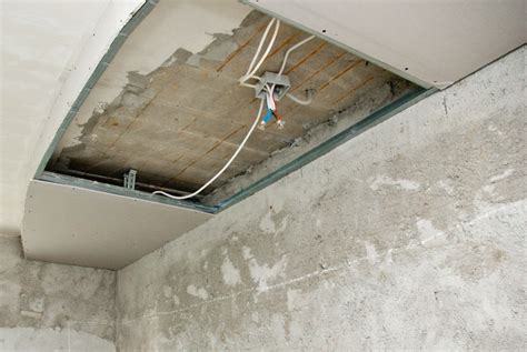 Basement drywall installation, especially on the ceiling, is possible though! How to build a drywall ceiling arch | HowToSpecialist ...