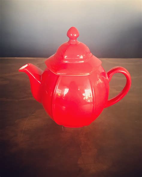 Retro Red Carlton Ware Teapot Maggie Rose