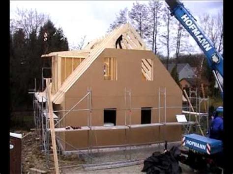 Ein haus selber bauen bedeutet nicht, alles alleine zu erledigen. Montage Rohbau - Passivhaus | Energiesparhaus KfW 40 - YouTube