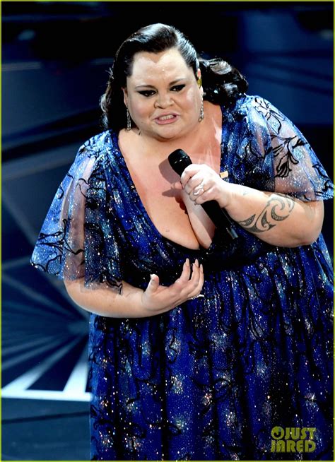 Lettie lutz i am not a stranger to the dark hideaway, they say 'cause we don't want your broken parts i've learned to be ashamed of. Keala Settle Sings 'This Is Me' Live at Oscars 2018 (Video ...