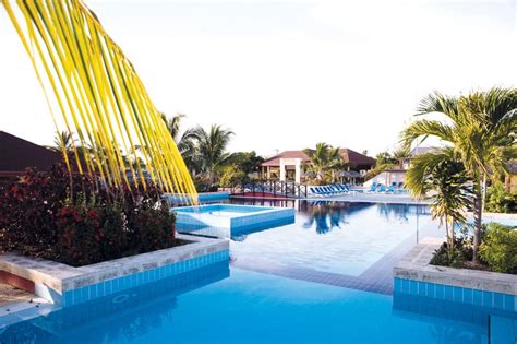 Grand Memories Varadero Resort In Varadero Starting At £43 Destinia